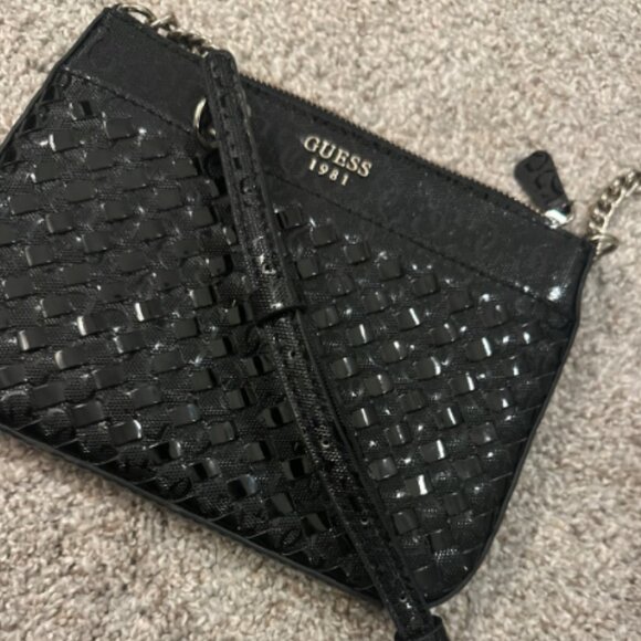 New Guess Black Crossbody - Picture 6 of 6